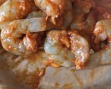 A picture of step 3 of Prawn Maqlooba.