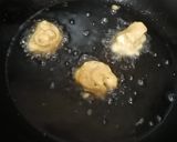 A picture of step 4 of Gobhi pakora.