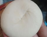 A picture of step 3 of Poori paratha.