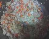 A picture of step 1 of Chicken egg fried rice with noodles.