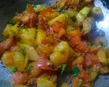 टमाटर आलू की चटपटी सब्ज़ी (Tamatar aloo ki chatpati sabzi recipe in Hindi) रेसिपी चरण 4 फोटो