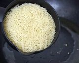A picture of step 1 of Seviyan kheer.