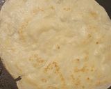 A picture of step 3 of Crepes.