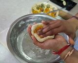 A picture of step 8 of Dhal Roti (Puri).