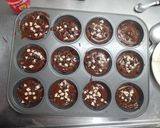 Foto del paso 5 de la receta: Muffins de Chocolate con Chips Negros y Blancos