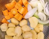 Hình bước làm 1 của món Bò hầm ngũ vị