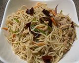 A picture of step 7 of Schezwan noodles.