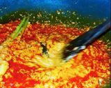 Foto langkah ke 4 dari resep Sambal Goreng Pete Ikan Tuna Tepung.