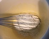 Une image de l'étape 4 de Clafoutis aux pommes et vanille à la farine de châtaigne corse.