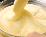 Foto langkah ke 4 dari resep Chiffon Keju Devina Hermawan.