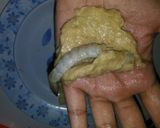Foto langkah ke 3 dari resep Udang Keju Kober Mie Setan takaran sendok.