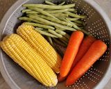 Foto langkah ke 1 dari resep Sayuran Mix (Wortel, Jagung, Buncis).