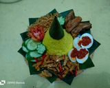 Foto langkah ke 3 dari resep Nasi tumpeng.