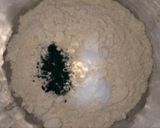 A picture of step 1 of Green potato Pakorda.