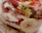 A picture of step 3 of Vegan fruit parafit.