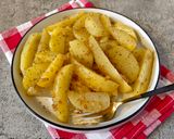 Foto langkah ke 4 dari resep Garlic Potatoes With Oregano.