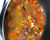 Foto del paso 3 de la receta: Chuletas en salsa a la jardinera