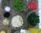 A picture of step 1 of Hot and sour soup.