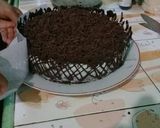 Foto langkah ke 9 dari resep Kue ulangtahun coklat.
