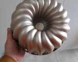 Foto del paso 3 de la receta: Bundt cake (sin gluten) de naranja y magdalenas de chocolate