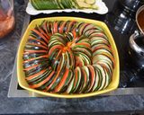 Foto langkah ke 10 dari resep Ratatouille ala Jamie Oliver.