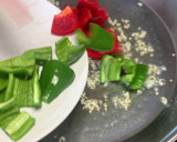 Foto del paso 2 de la receta: Arroz integral con conejo y espárragos verdes