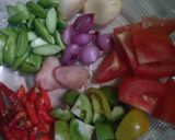 Foto langkah ke 2 dari resep "Tongkol Tumis Pete" ala Sthill.