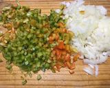 Foto del paso 2 de la receta: TARTA INTEGRAL DE POLLO Y CALABACÍN 🍽🍗🥕