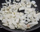 Foto del paso 2 de la receta: Macarrones integrales con salsa de champiñones y Cabrales