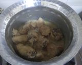 A picture of step 1 of White chicken curry.