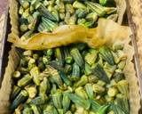 صورة لخطوة 1 من وصفة باميه وارز مع اللحمه شقف تحميرها بالقلايه الهوائيه