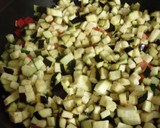 Foto del paso 8 de la receta: Pollo y patatas fritas con pisto