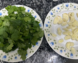 Foto del paso 1 de la receta: 511. Spaghetti integrales con tomillo y langostinos (principal pasta)