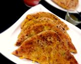 A picture of step 4 of Veg noodles paratha.