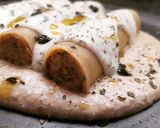 Foto del paso 7 de la receta: Canelones de merluza, puré de fessolets y bechamel de olivada