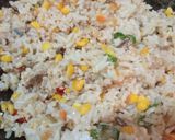 Foto langkah ke 3 dari resep Nasi Goreng Pelangi Ikan Cakalang.