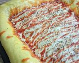Foto langkah ke 8 dari resep Pizza Sederhana.