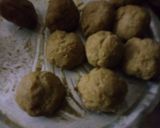 A picture of step 4 of Kakara (Odia Pitha).
