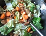 Foto langkah ke 3 dari resep 135. Capcay goreng.