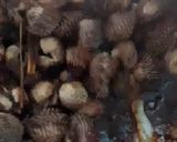Gambar langkah 11 resipi Kerang masak kicap pekat likat.