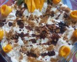 A picture of step 9 of Mango tres leche cake.