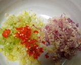 Foto langkah ke 1 dari resep Telor Dadar Penyet Sambel Korek.