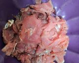Foto langkah ke 2 dari resep Dendeng Daging Kelapa Muda.