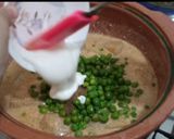 A picture of step 8 of Mughlai Aloo Mater.