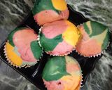 A picture of step 7 of Colourful cupcakes.