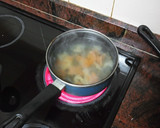 Foto del paso 1 de la receta: Ensalada de pasta corta completa
