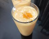 A picture of step 4 of Mango shake.