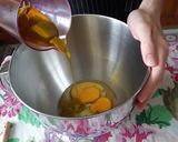 Foto del passaggio 2 della ricetta Muffin salati tonno e olive