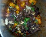 A picture of step 7 of Fried rice with Irish &meat sauce.