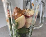 Foto do passo 1 de Green smoothie 🍃 🍎 🍌 🥜